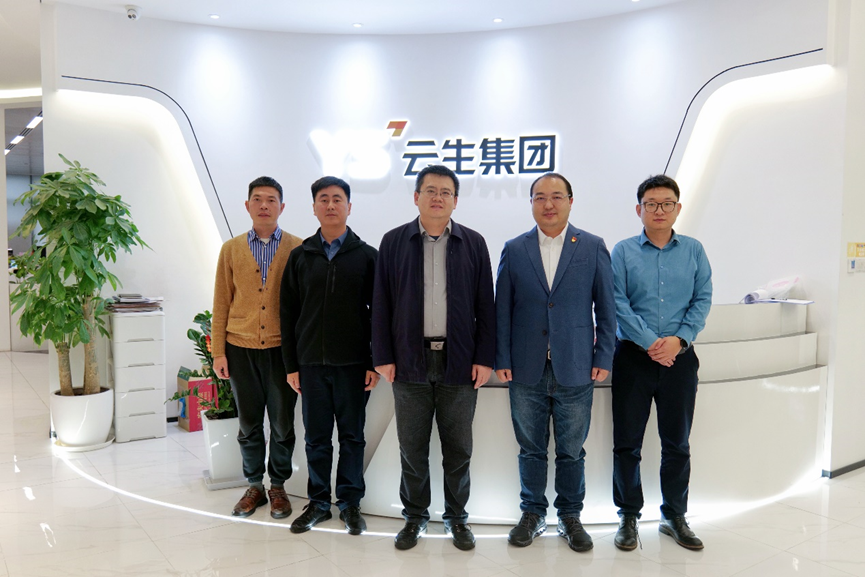 山东人才集团、新疆天山人才集团一行领导莅临ag尊龙链接集团走访交流
