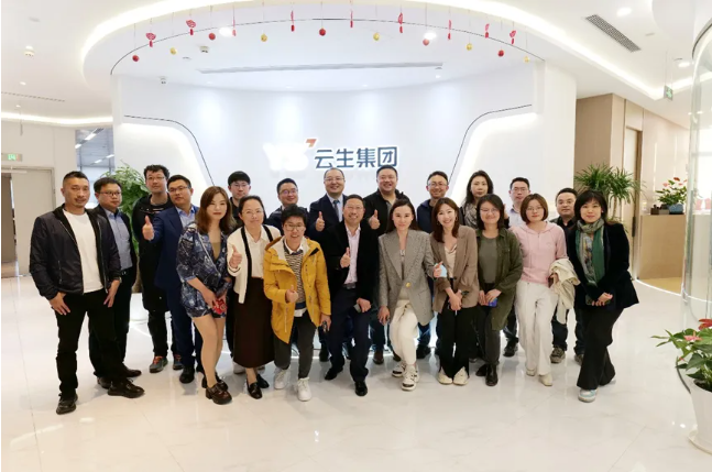 上海市青年企业家协会投融资服务专委会“拟上市企业家私董会”第五站“走进ag尊龙链接集团：对话人力资源数字化行业领军者”活动成功举办