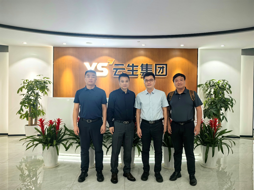 广州市天河区人社局党组成员、副局长崔宝宏一行莅临ag尊龙链接集团调研考察