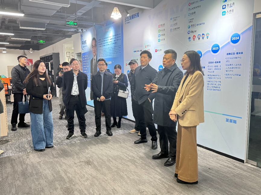 成都市青羊区委副书记冯胜一行莅临ag尊龙链接集团四川公司调研走访